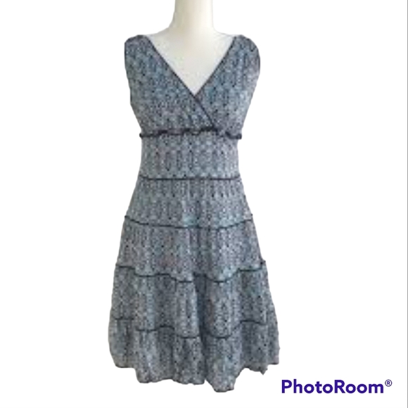 Style & Co blue black medallion print sleeveless vneck lined ruffled skirt dress - Picture 1 of 10
